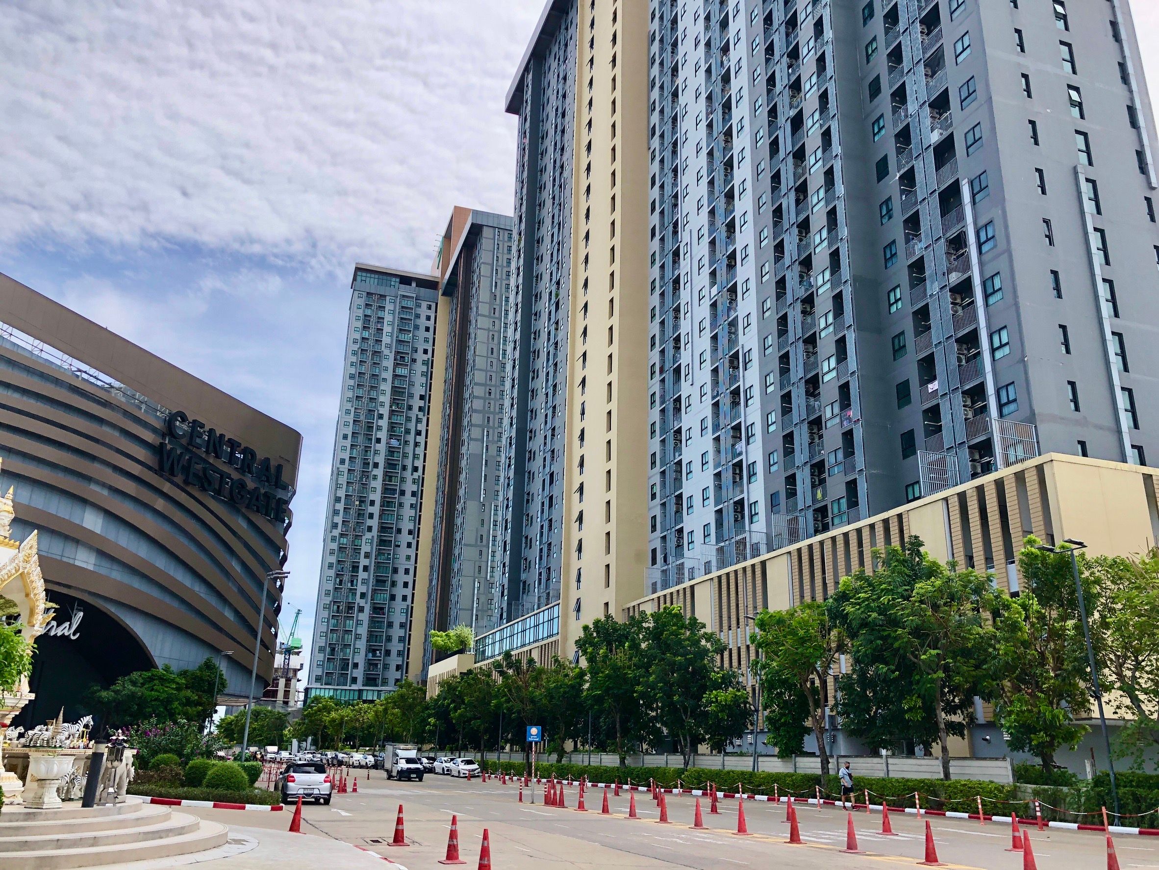 💥💥พลัม คอนโด เซ็นทรัล สเตชั่น เฟส 1 ชั้น 31 ติดห้าง Central Westgate พร้อมผู้เช่า