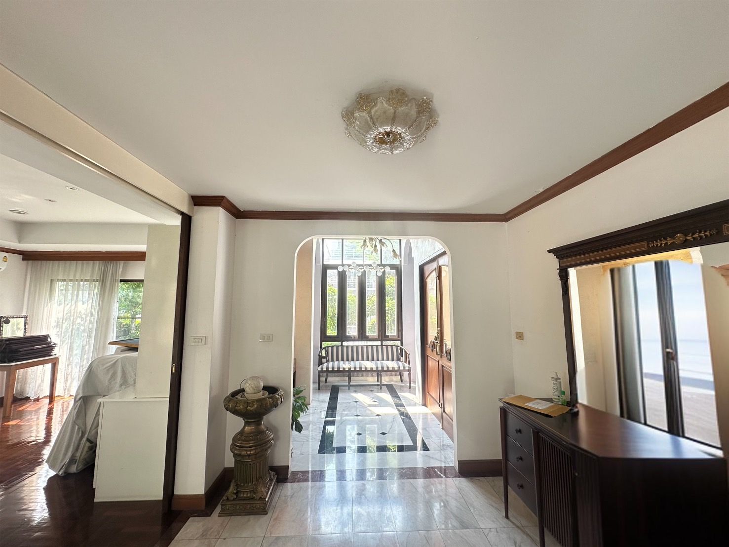 ขายบ้านสวย 3 ชั้น หัวหมาก 117 ตร.วา ใจกลางเมือง ทำเลดี พร้อมสวน & ระเบียกว้าง