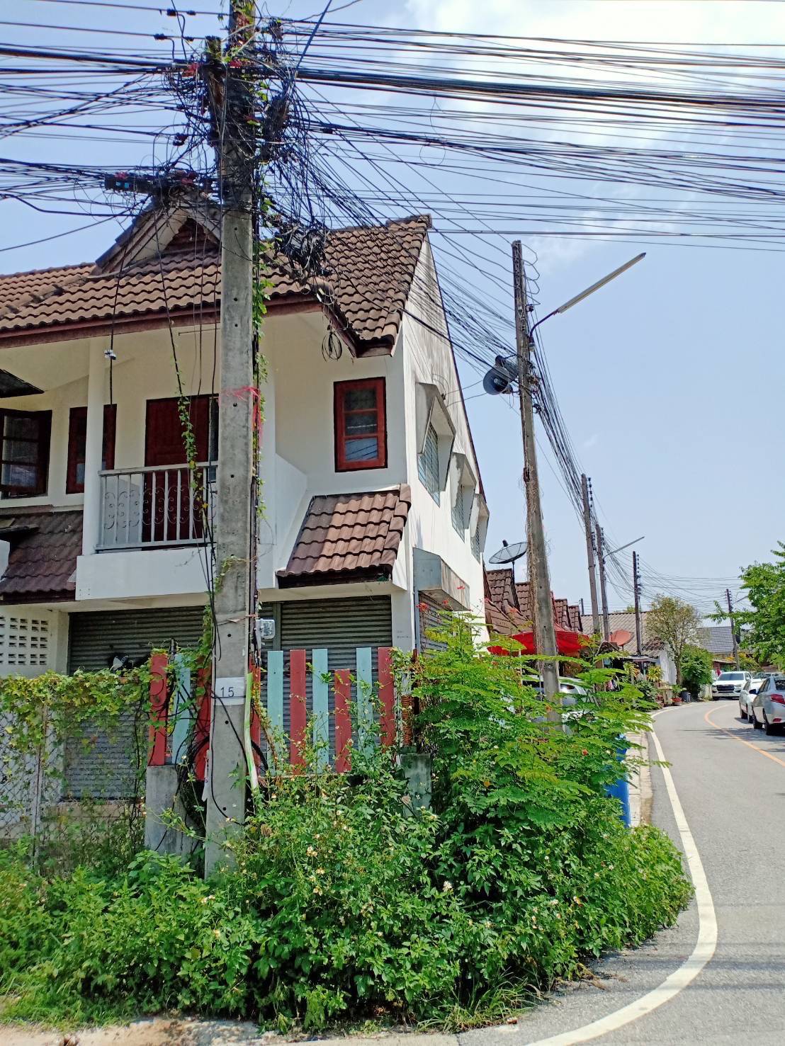 ขายทาวน์เฮาส์ พร้อมสัญญาเช่า อ.สันกำแพง จ.เชียงใหม่ 25 ตร.ว.