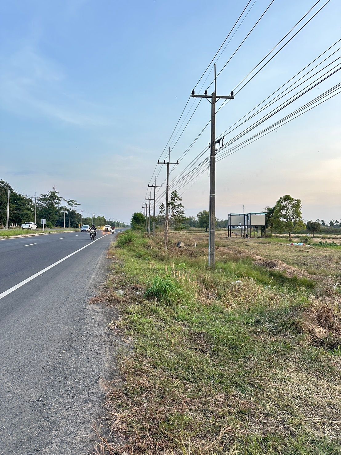 ขายที่ดินบุรีรัมย์ อำเภอเมือง ที่ดินติดถนน หน้ากว้าง 1-2-1.9 ไร่.