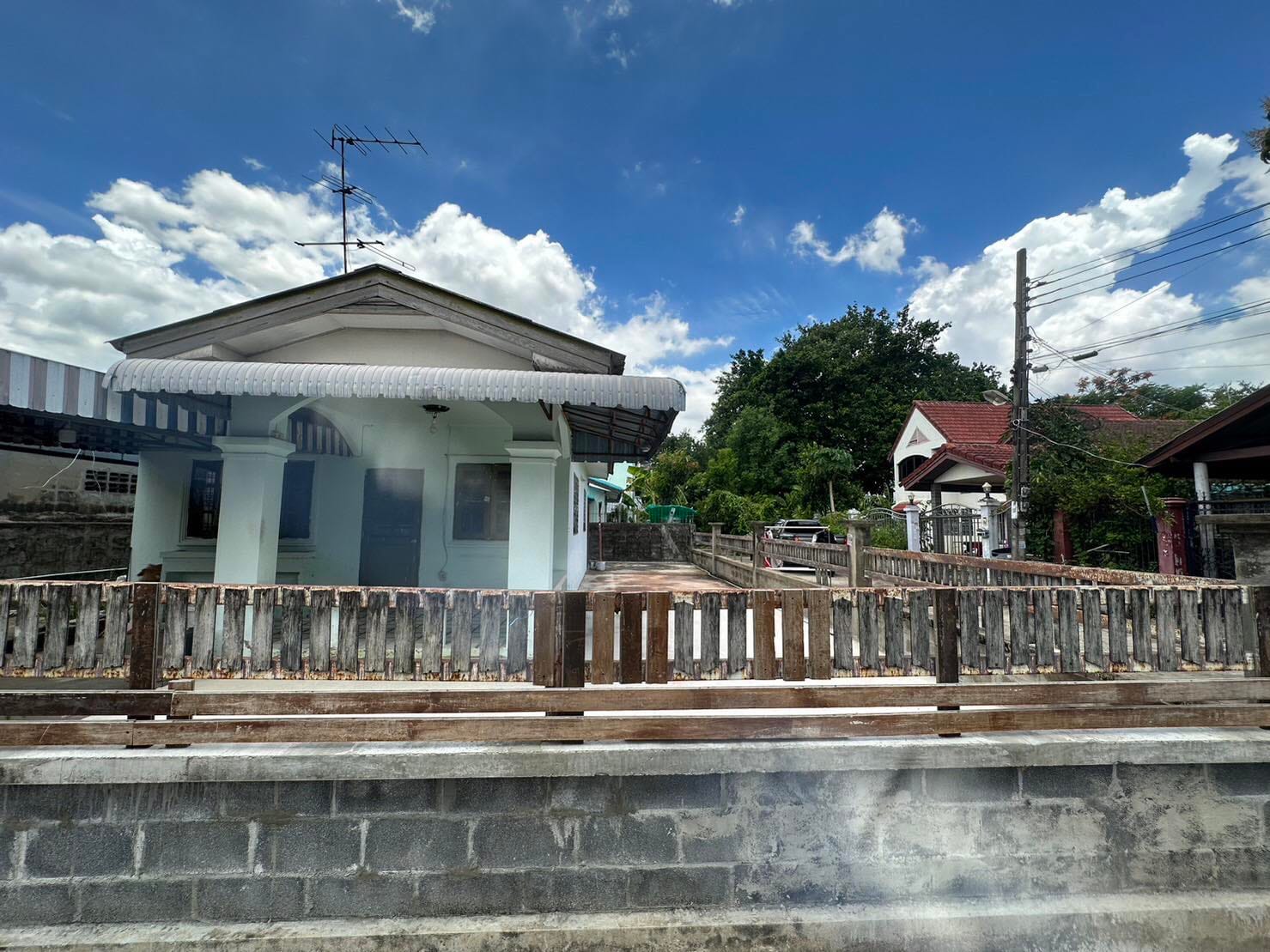 ขายบ้านพร้อมที่ดิน หมู่บ้านเคหะธานี สะพานสูง บางกะปิ 0-0-47