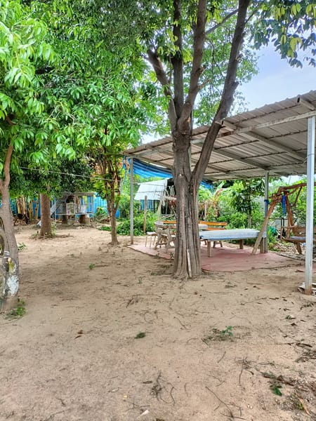 ขายบ้านพร้อมที่ดิน ต.ท่าตะคร้อ อ.ท่าม่วง เนื้อที่โฉนด 273ตรว. 3ห้องนอน 2 ห้องน้ำ พร้อมสิ่งปลูกสร้างมีบ้านเล็กเก็บของและบ้านครัวบ้านมีรั้ว (ราคา2.2ล้านบาท)สนใจติดต่อสอบถาม 095-8592591