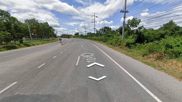 ต้องการขายที่ดินติดถนน106 ตรงข้ามโรงพยาบาลบ้านโฮ่ง ใกล้แหล่งชุมชน. หน้ากว้าง42.42เมตร