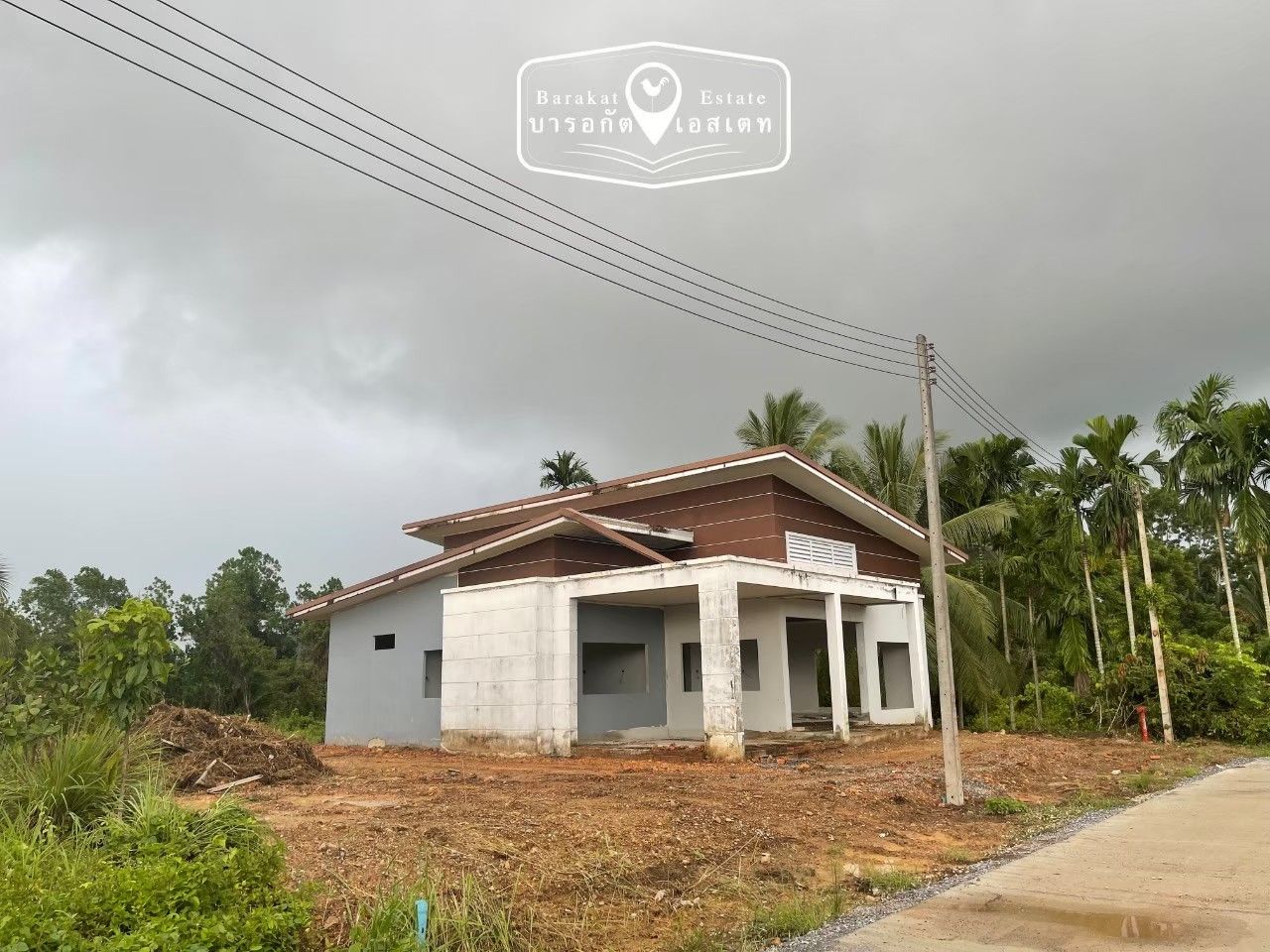 ขายที่พร้อมบ้าน (ยังสร้างไม่เสร็จ) ใกล้ชิดธรรมชาติ ทำเลดีๆ  จังหวัดสตูล