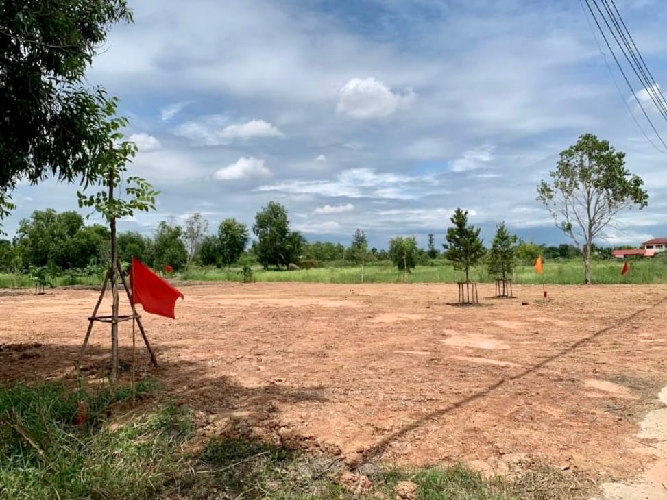 ที่ดินเหมาะสร้างบ้านสวนสงบร่มรื่น ใกล้กรุงเทพ คลอง10 ปทุมธานี 