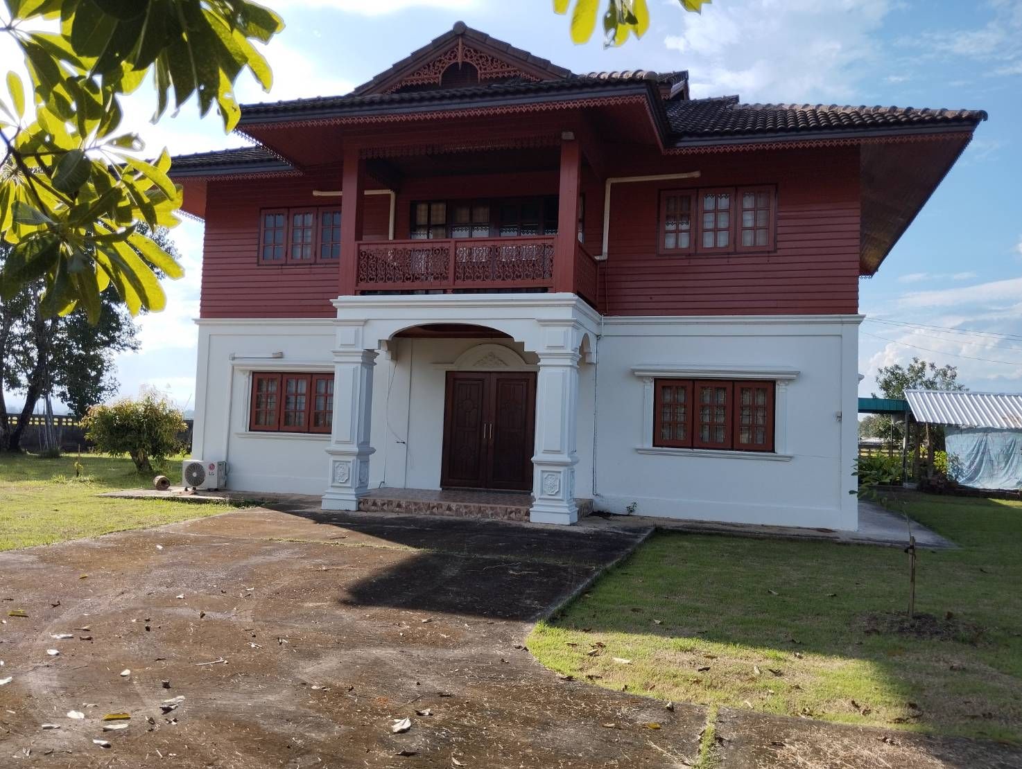 ขายบ้านสวนพร้อมที่ดิน เนื้อที่ 3 ไร่ 1 งาน
