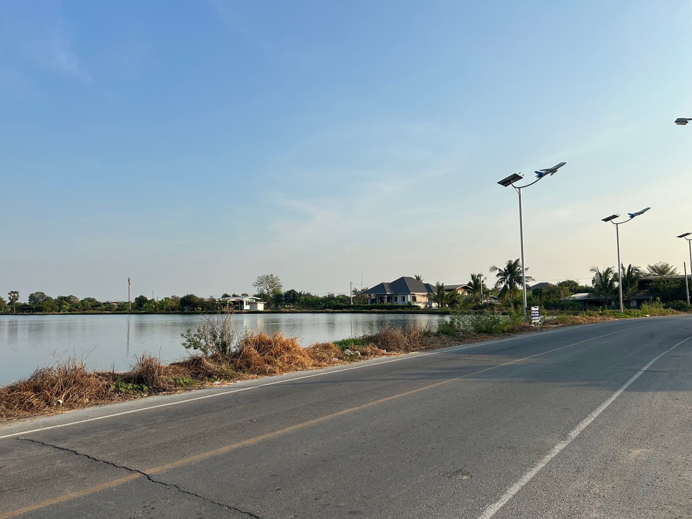 ขายที่ดิน 55 ไร่ *ใกล้สนามบินสุววณภูมิ*