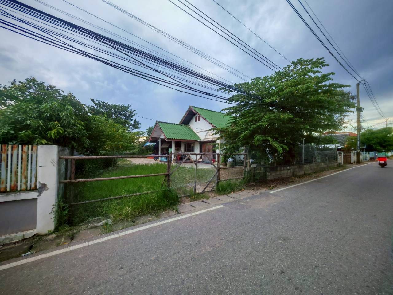 ขายที่ดินในเมือง ซอย สุขสบายใจ17