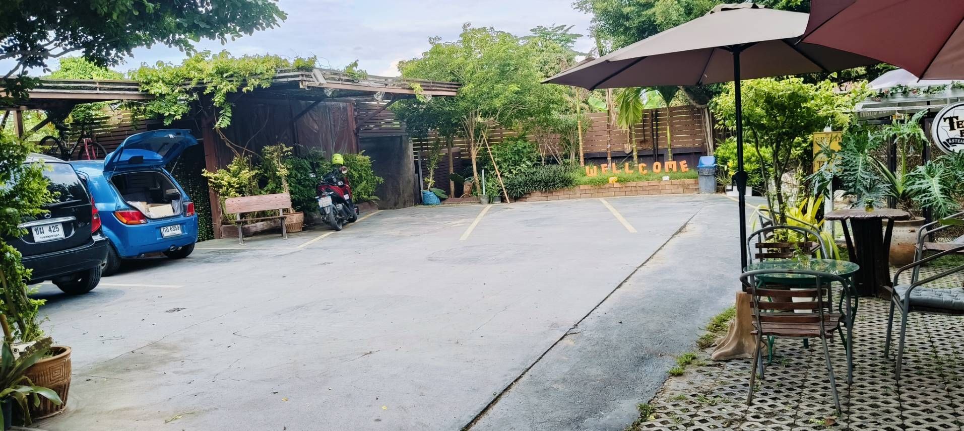 ขายที่ดินพร้อมสิ่งปลูกสร้าง บ้าน ร้านค้าฯ