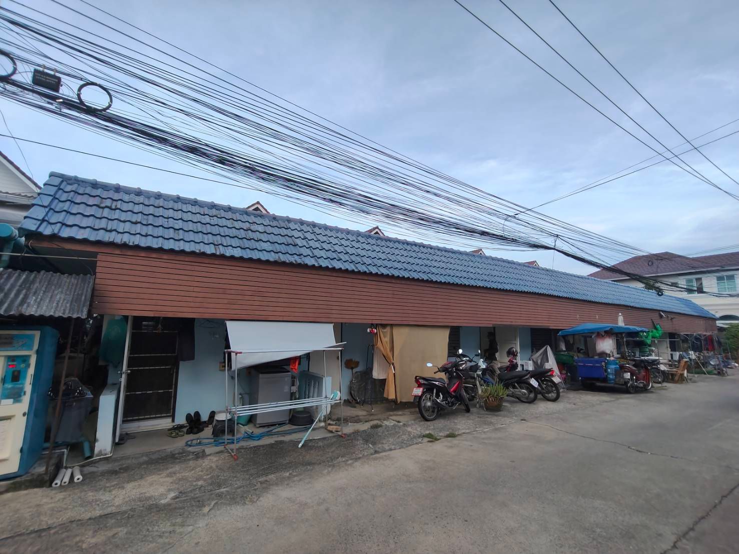 ขายบ้านเช่าพร้อมที่ดิน กรุงเทพฯ พระโขนง บ้านเช่าพร้อมที่ดิน 9 หลัง