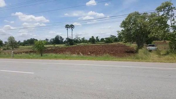 ที่ดิน อ.ด่านขุนทด 8-2-23ตรว.