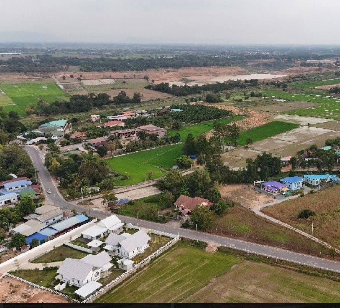ขายที่ดินพิษณุโลก ที่แบ่งขาย ทำเลงาม แหล่งอำนวยความสะดวกรอบด้าน 0-1-30