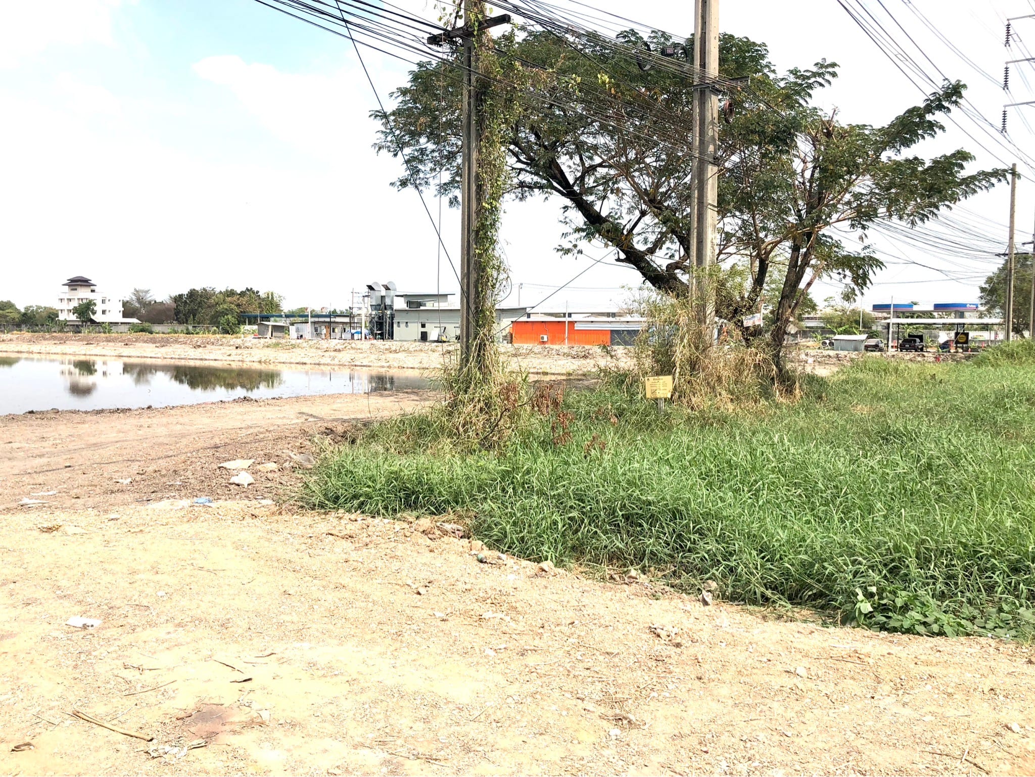 ที่ดินติดแนวรถไฟฟ้าสายสีส้ม