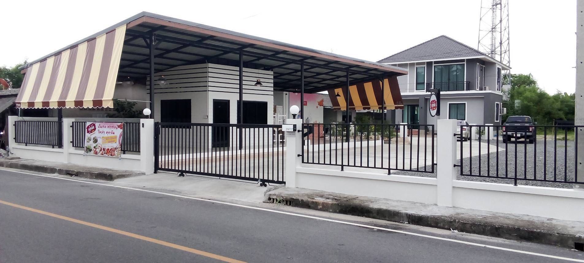 ขายที่ดิน พร้อมที่อยู่อาศัยสร้างใหม่ ทำเลดี แหล่งชุมชน ด่วน
