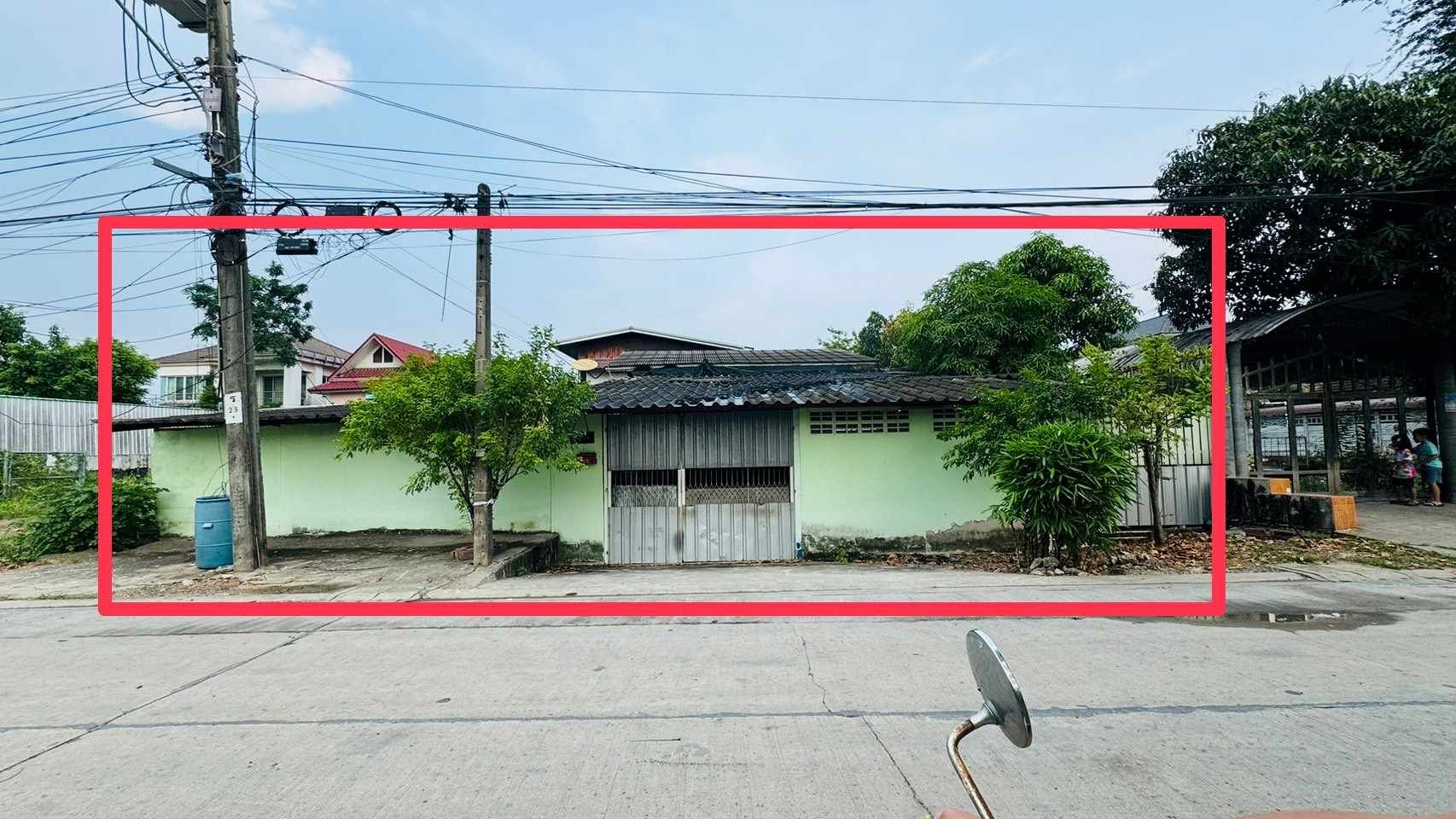 ขายที่ดิน เนื้อที่ 90 ตรว. (พร้อมบ้านเก่า) เพรชหึงษ์ 23