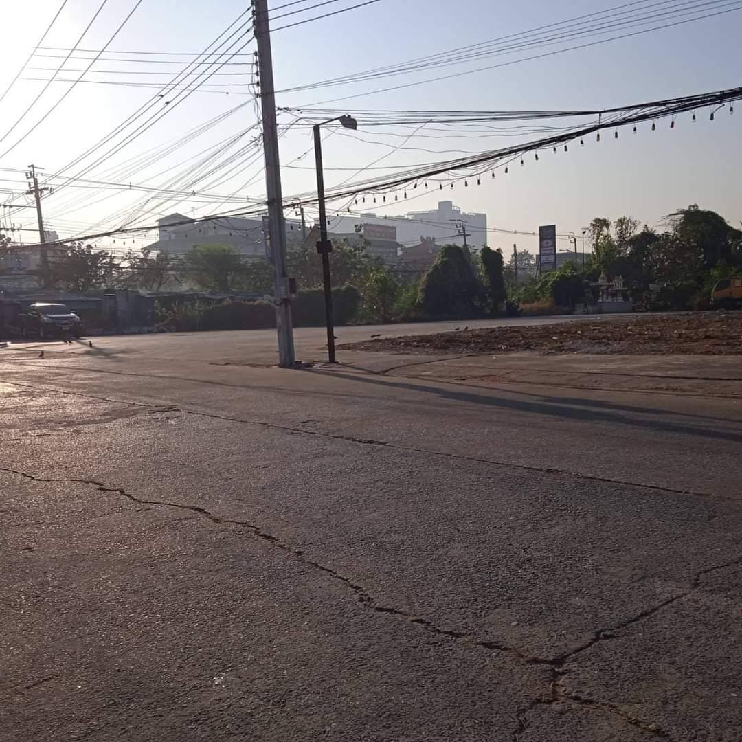 ที่ดินเปล่า เขตภาษีเจริญ กรุงเทพฯ 2-1-83.8