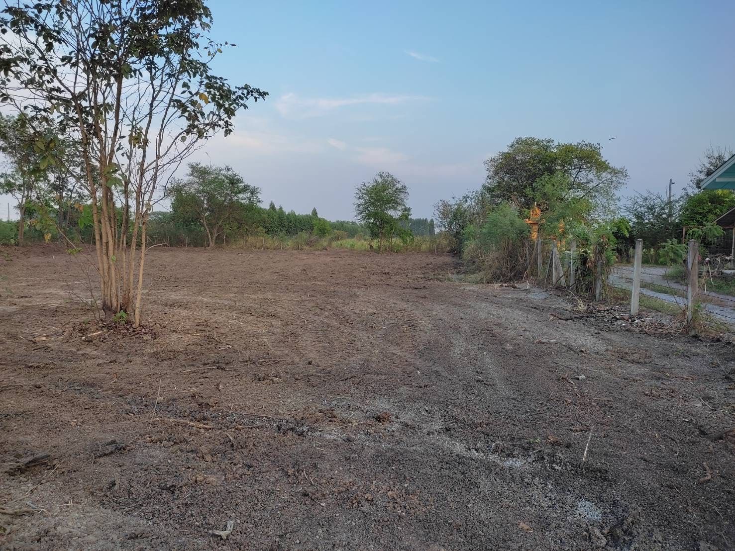 ขายที่ดินดอนเจดีย์จังหวัดสุพรรณ