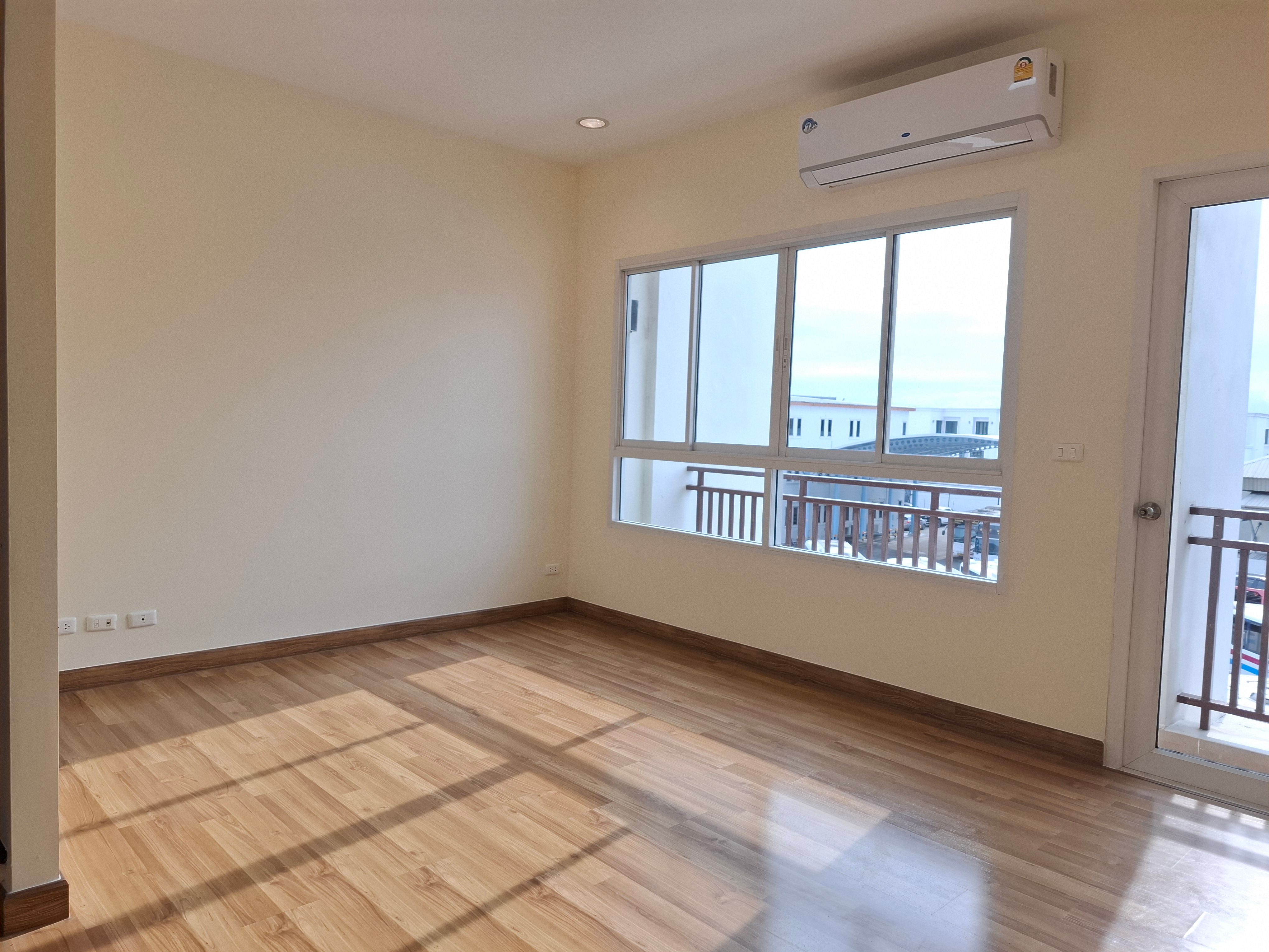 ขายโฮมออฟฟิศ Premium Place สุคนธสวัสดิ์ ทำเลดีสุด, กรุงเทพ