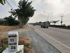 ที่ดินสวยถมแล้ว ติดถนนเส้นหลักมาลัยแมน จ.สุพรรณบุรี 3-3-79