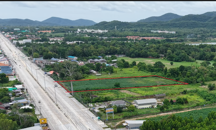 ขายที่ดิน ผังสีเหลือง EEC หน้ากว้าง 80 มเตร ติดถนนสุขุมวิท บางสเหร่ 