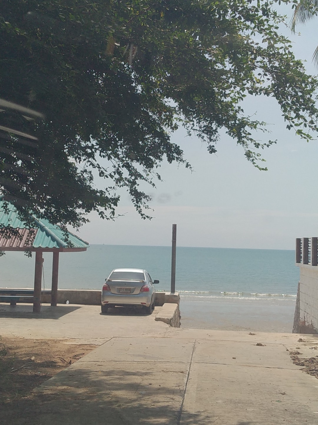 บ้านพร้อมที่ดิน ใกล้ชายหาด ประจวบคีรีขันธ์ 110 ตรว.