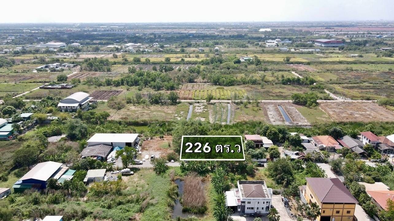 ขายที่ดินปทุมธานี ซอยคลองสี่8 ใกล้แหล่งอำนวยความสะดวกรอบด้าน คลองหลวง ปทุมธานี 0-2-26
