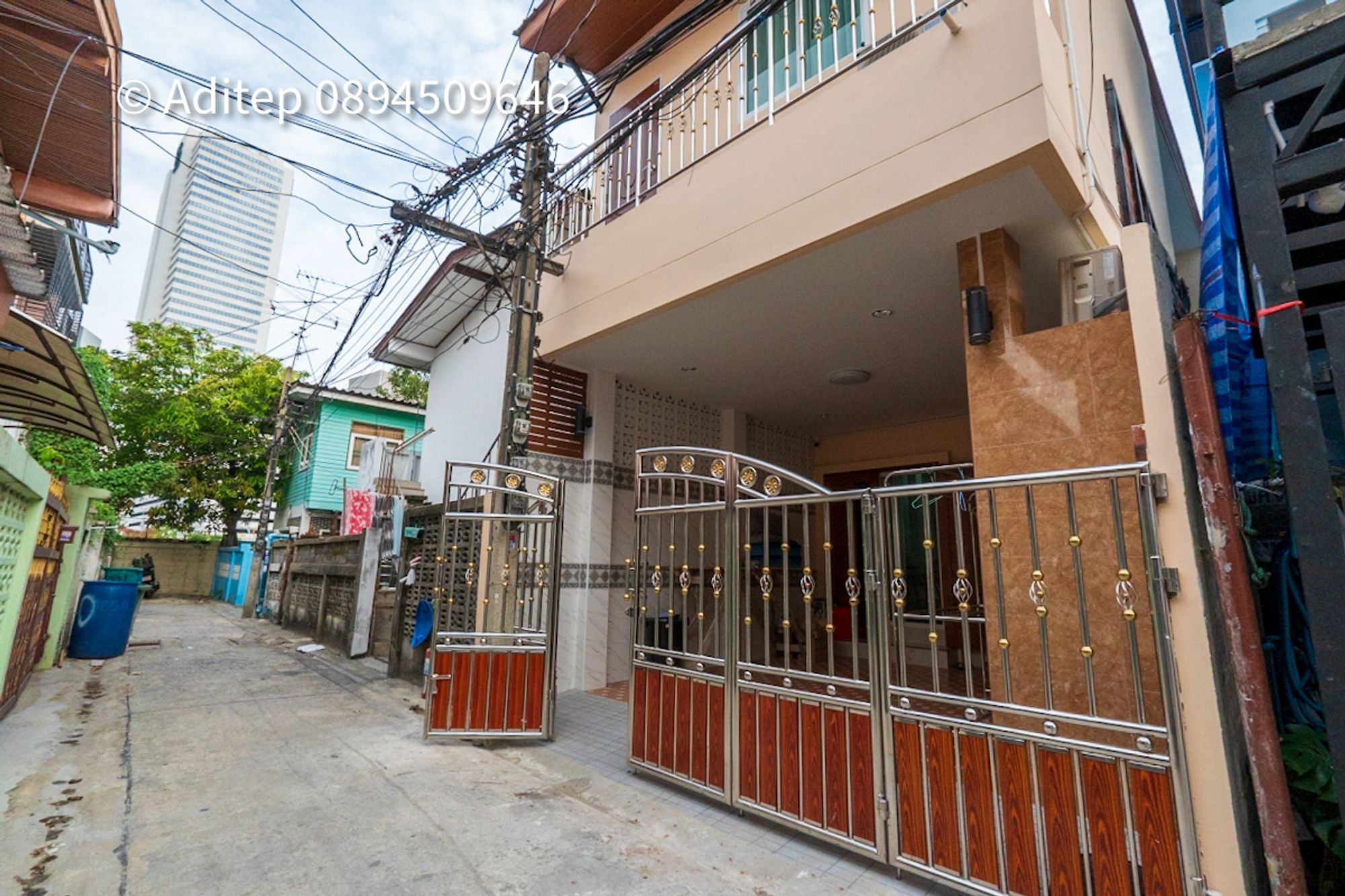 ขายบ้านกรุงเทพ เขตดินแดง บ้านรัชดาซอย 7 หลังบิ๊กซีรัชดา เดินถึง MRT ขนาด 2 ชั้น 19 ตรว. ปลูกสร้างใหม่ เหมาะทั้งอยู่อาศัย หรือทำ Home Office