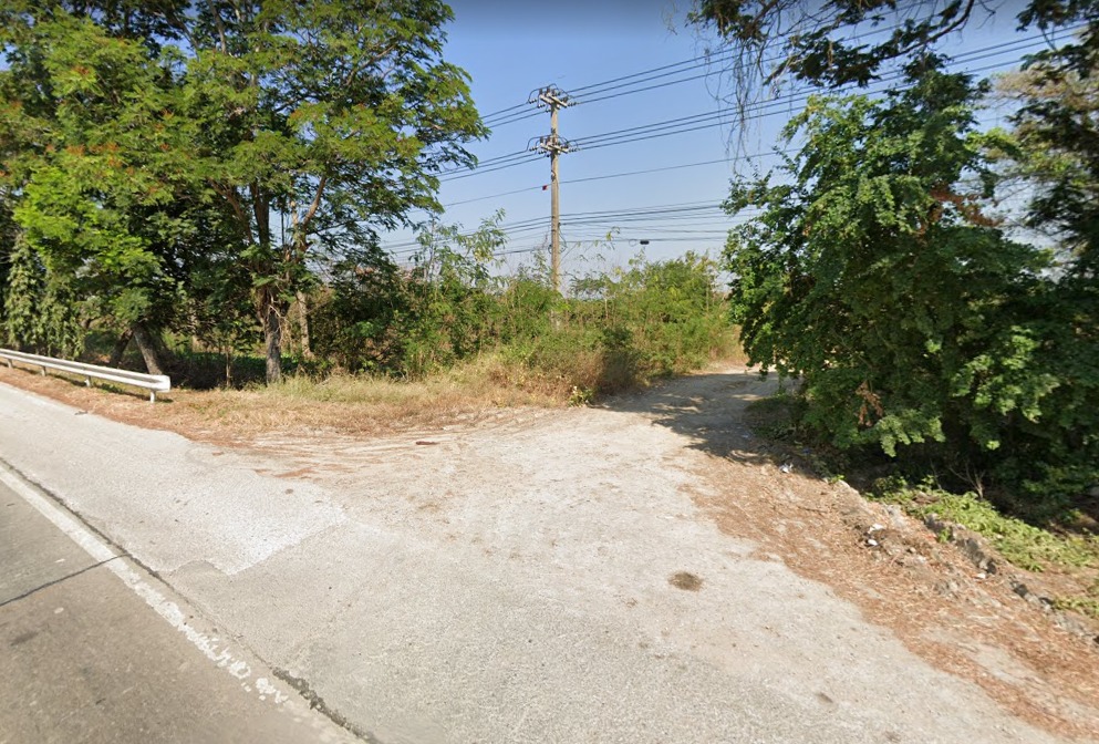 ขายที่ดิน ถมแล้ว 10-0-0 ไร่ ริมถนน 340 เส้นสุพรรณ - บางบัวทอง   หน้ากว้าง 80 เมตร  ลึก 230 เมตร  ขายไร่ ละ 3.5 ล้าน