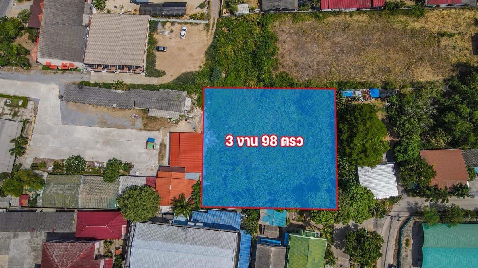 ขายที่ดินเปล่าใจกลางเมืองประจวบ (ยังไม่ได้ถม) ติดกับสถานที่ราชการหลายแห่ง ห่างทะเลเพียง 800 เมตร