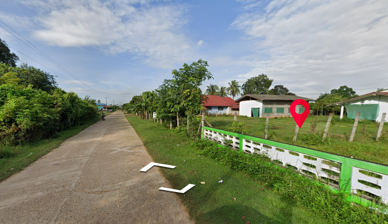 ขายบ้านพร้อมที่ดินมุกดาหาร ราคาถูก ติดถนนสาธารณะ เมืองมุกดาหาร 0-2-92