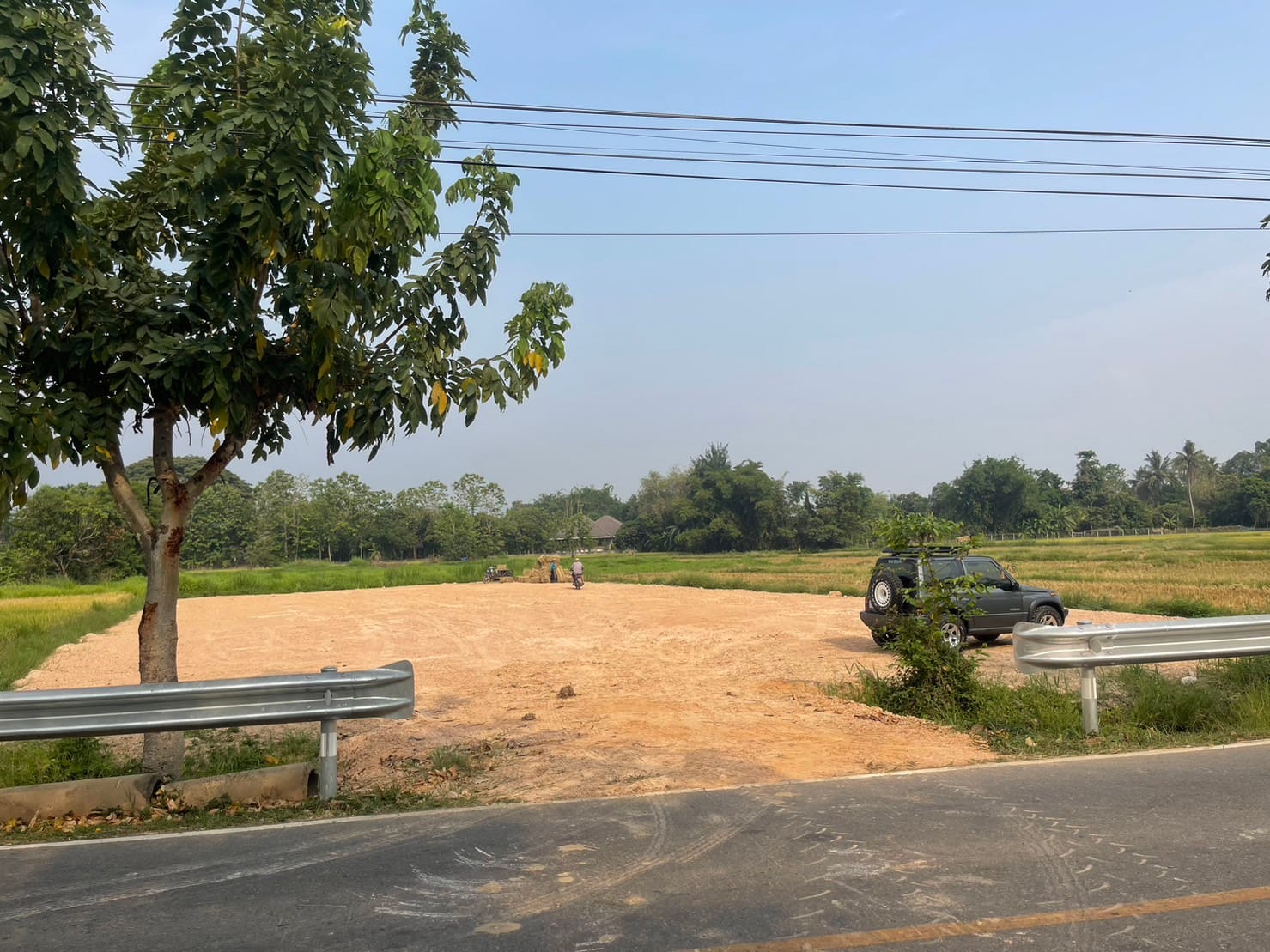 ขายที่ดินติดน้ำติดถนนวิวทุ่งนาอยู่ใกล้เขื่อนแม่กวงอุดมธารา