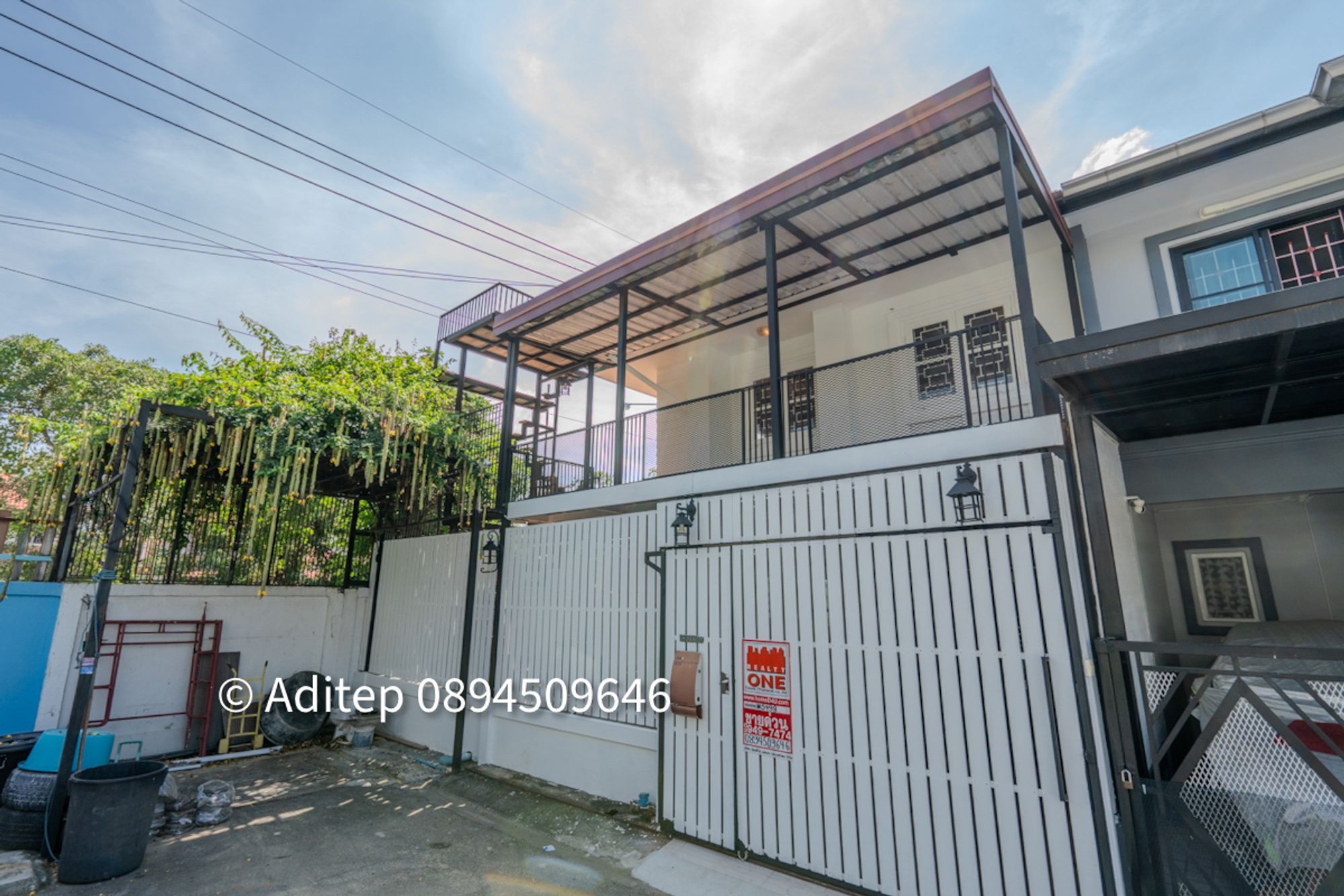 ขายบ้านแฝด พฤกษา 30/1 บ้านกล้วย-ไทรน้อย บางบัวทอง นนทบุรี 2 ชั้น 35.4 ตรว. 3 ห้องนอน 2 ห้องน้ำ ต่อเติมเทอเรซ สวนข้างบ้านกว้าง ใกล้เซ็นทรัลเวสต์เกต 
