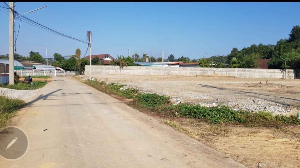 ที่ดินใกล้แยกดอยติ  ลำพูน 1-3-16