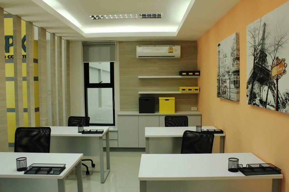 ขายโกดังเก็บสินค้า พร้อม อาคาร Home office คสล 3 ชั้น ส่วนสำนักงานและที่พักอาศัย พร้อมตกแต่ง luxury style แปลงที่ A8 เนื้อที่ดิน 213.90 ตรว ราคา 20 ล้านบาท 
