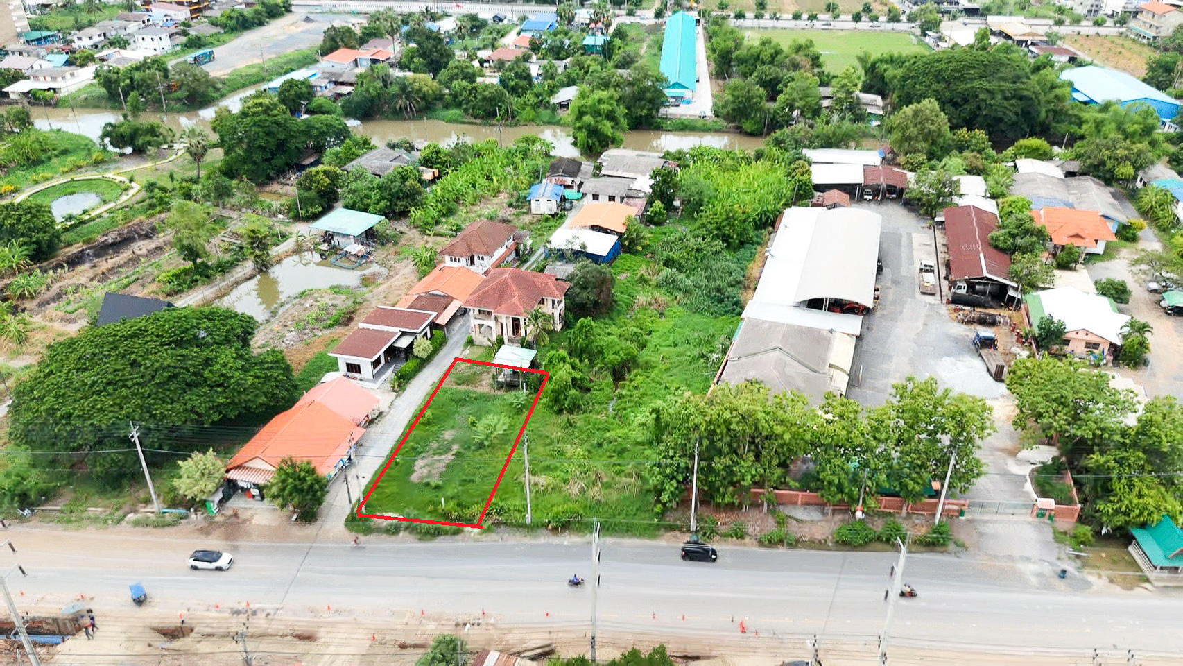 ที่ดินติดถนนมิตรไมตรี  ศักยภาพสูง เขตหนองจอก กรุงเทพฯ