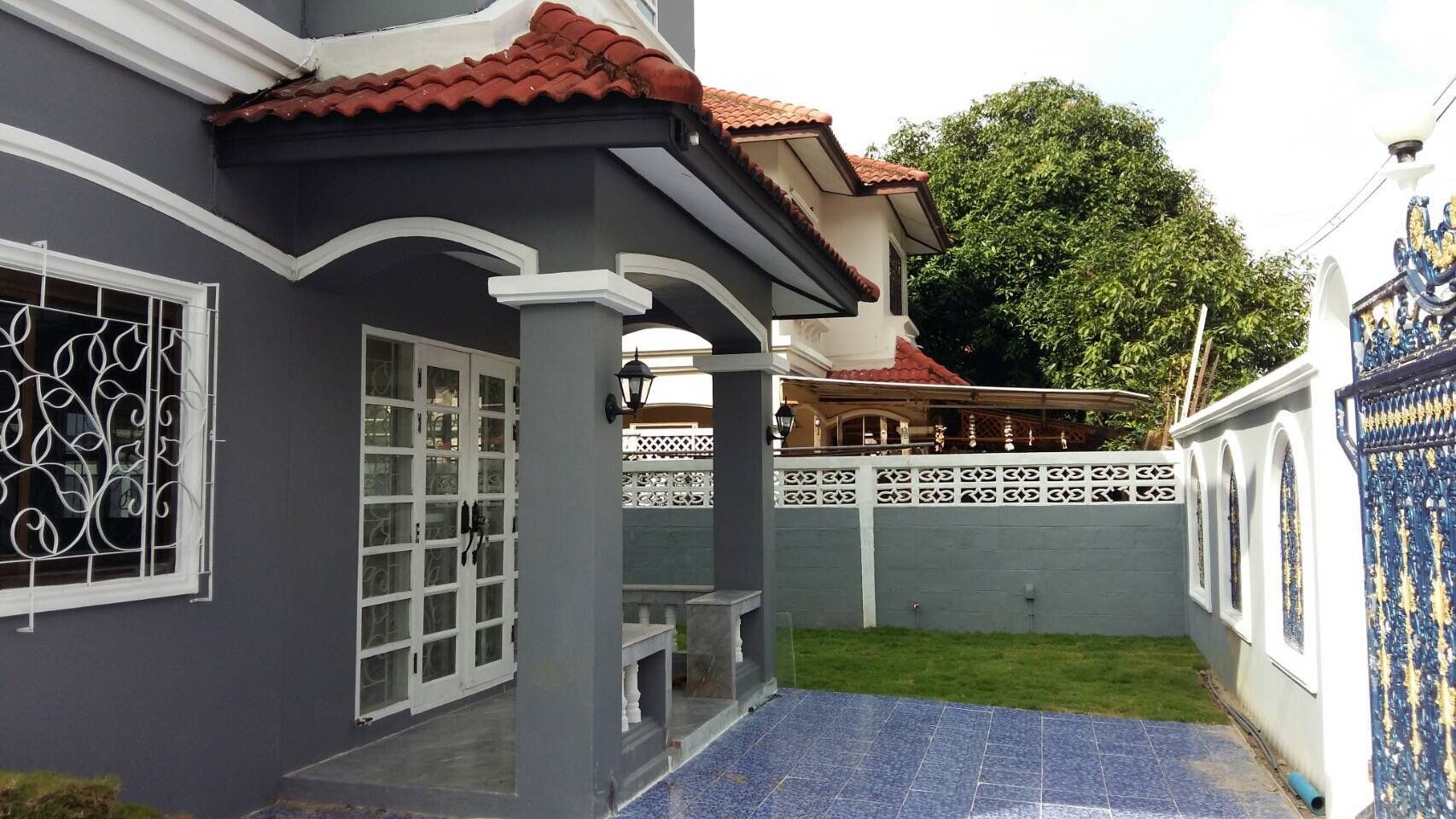 ขายบ้าน กรุงเทพฯ เขตคลองสามวา ในซอย หทัยราษฎร์ 34/3 บ้านเลขที่บ้านเลขที่ 34/76 หมู่ที่ 2 บ้านรีโนเวทเพิ่มเติม สวย ใกล้แหล่งอำนวยความสะดวกรอบด้าน 