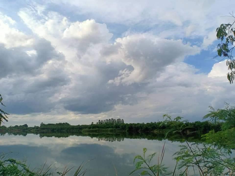 ที่ดินติดแหล่งน้ำบ่อทรายขนาดใหญ่ 29-0-3.4