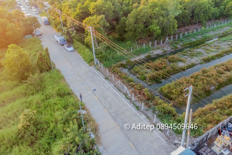 ขายที่ดินซอยบงกช 59 คลองสอง ปทุมธานี ขนาด 2 ไร่ ติดถนนคอนกรีต ทำเลดี เข้าถึงถนนพหลโยธิน และถนนรังสิต-นครนายก เหมาะสำหรับพัฒนาเป็น โกดัง คลังสินค้า หรือที่อยู่อาศัย