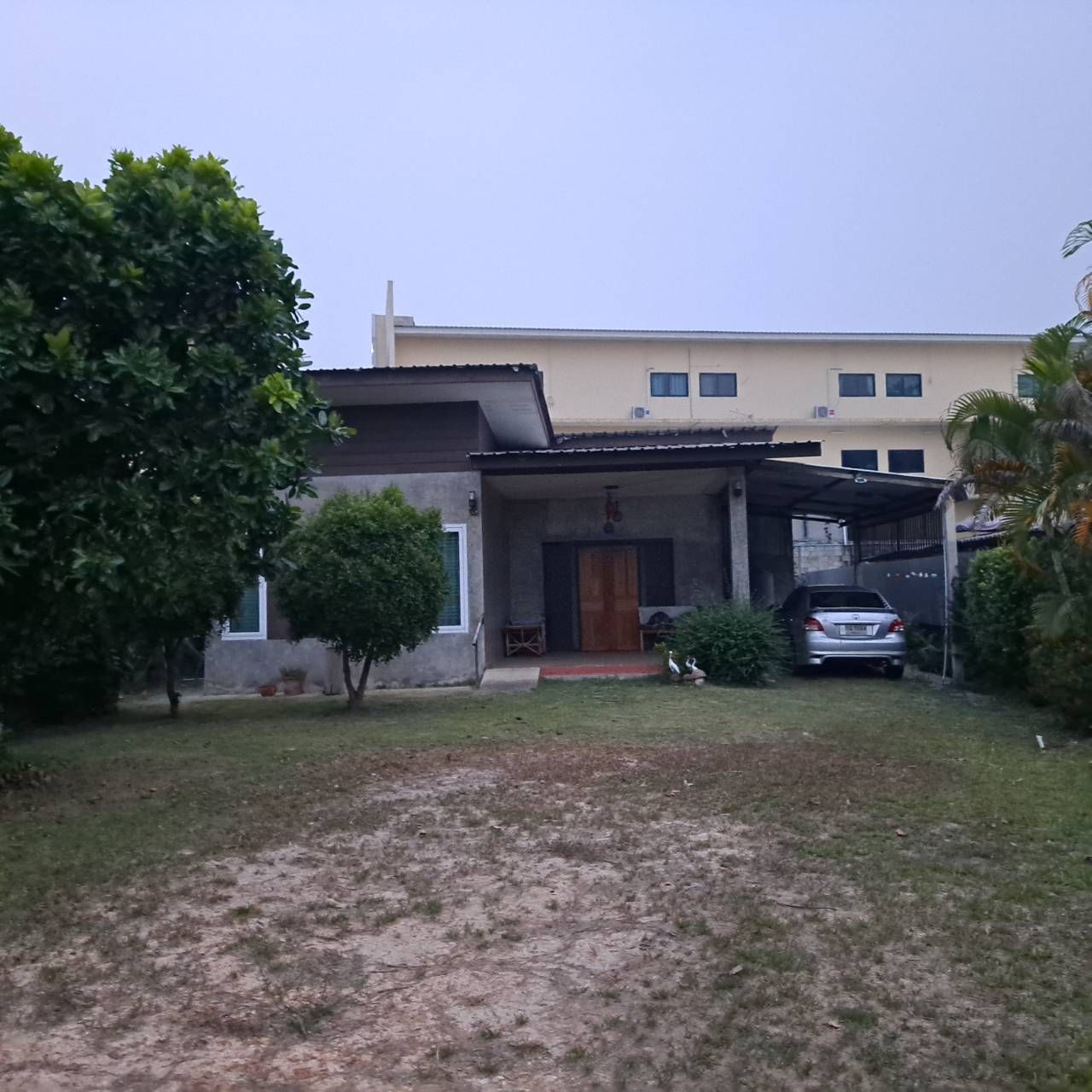 ขายบ้าน พร้อมที่ดิน
