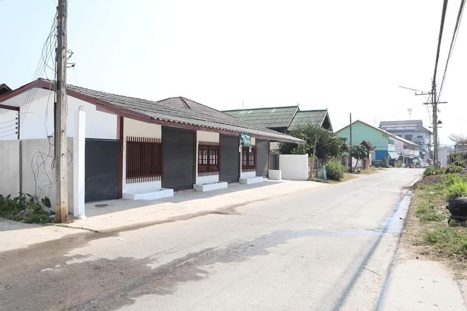 ขายเอง บ้านและหน้าร้านติดถนน ใกล้ตลาดแสงทองอร่าม