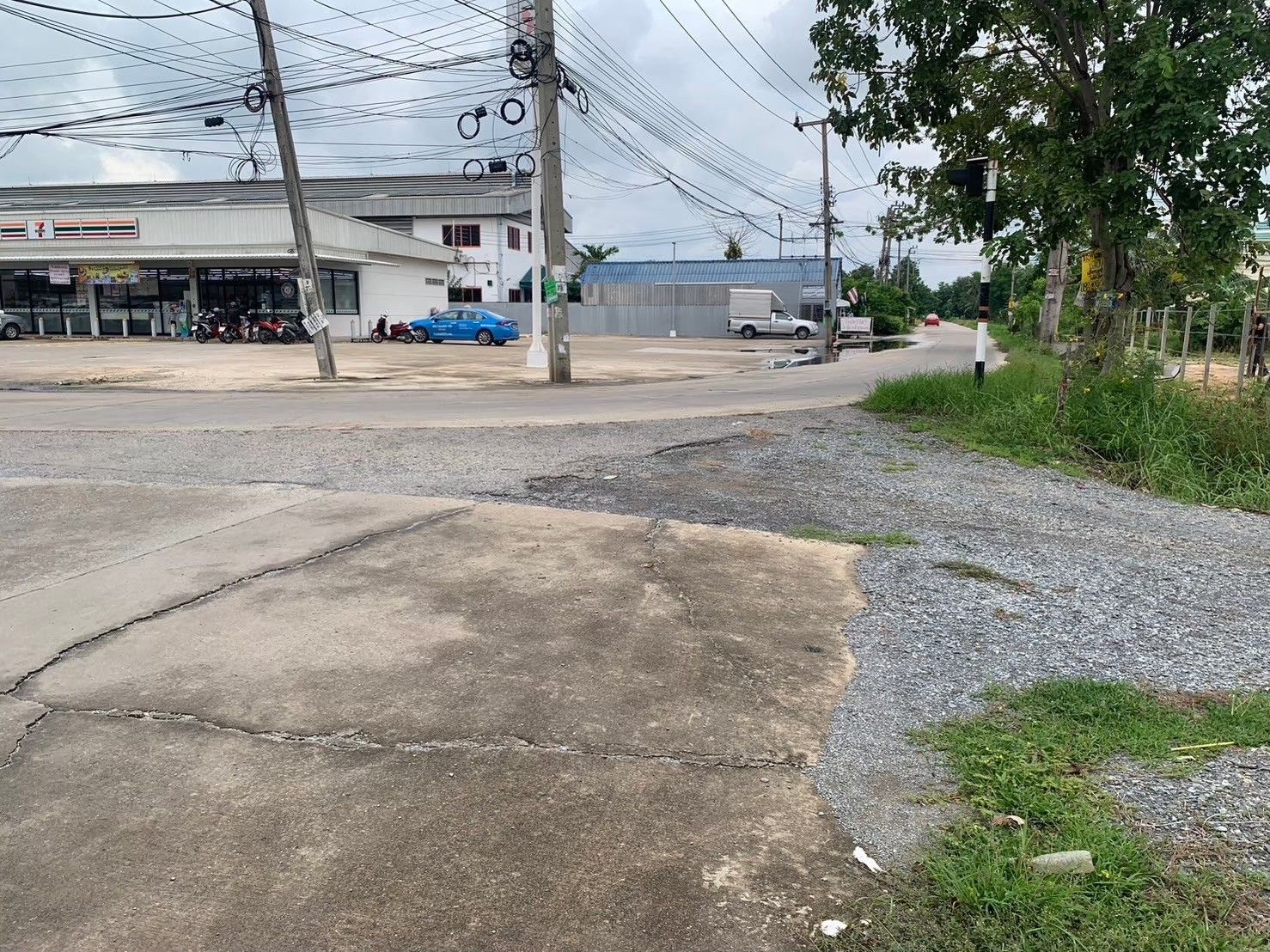 ขายที่ดินนนทบุรี อำเภอบางบัวทอง ที่ดินสามารถ ทำบ้าน เดียวและบ้านแฝดได้