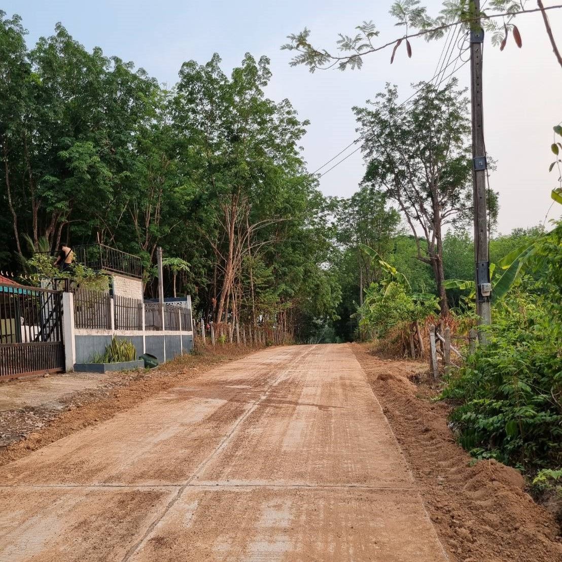 ขายบ้านอุบลราชธานี บ้านพร้อมที่ดินสวนยางพารา บรรยากาศดีสุดๆ ใกล้แก่งเขากวาง บุณฑริก อุบลฯ 10-3-33 ไร่.