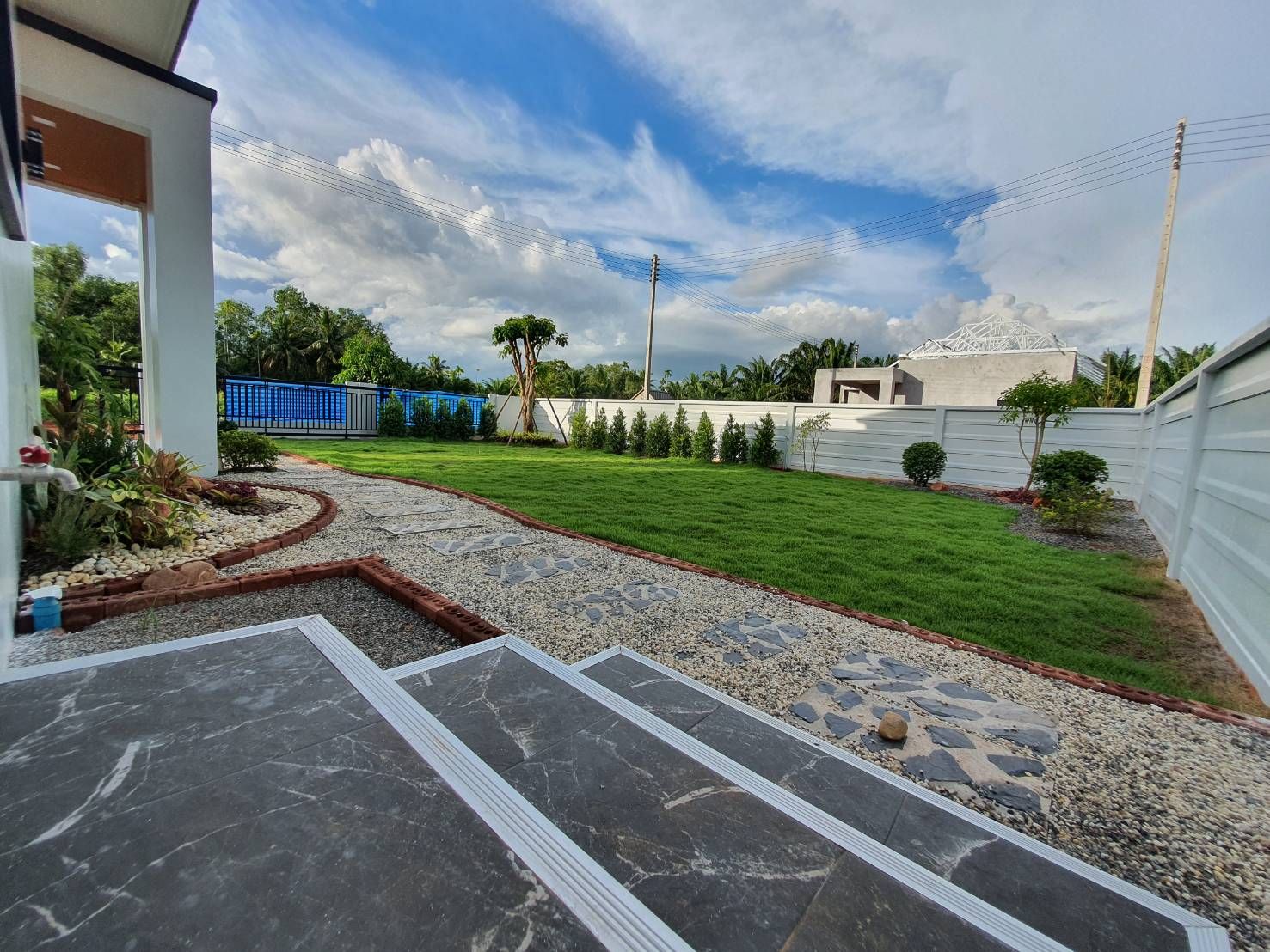 The River Residence "บ้านแห่งสายน้ำ คุณภาพชีวิต ณ คลองร้อยสาย สุราษฎร์ธานี" 85 ตร.ว