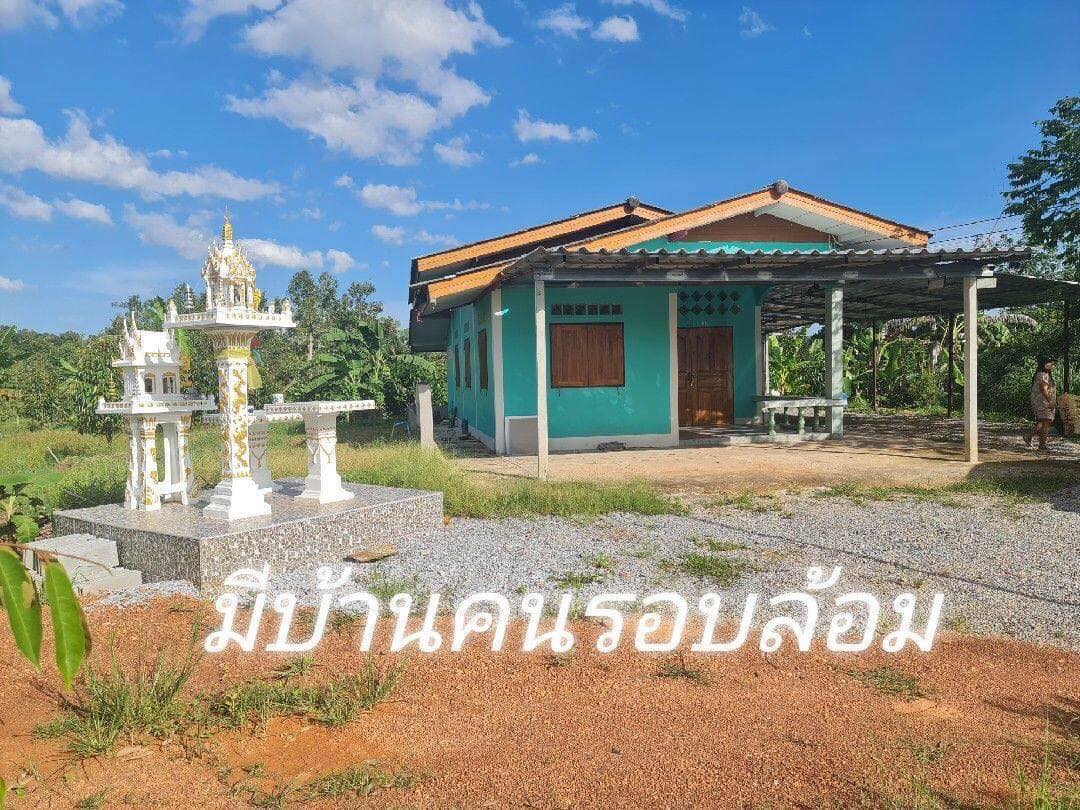 บ้านพร้อมสวนทุเรียน 2-0-0 อ.เวียงจันทร์ จ.ระยอง