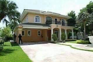 บ้านเดี่ยวสไตล์โมเดิร์น เรียบหรู มีสโมสร ที่อำนวยความสะดวกครบวงจร เขตประเวศ จังหวัดกรุงเทพฯ