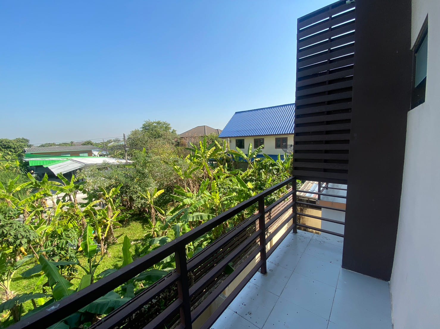 ขายอาคารพาณิชย์ 3 ชั้น ซ.เปียนนท์ ลำลูกกา สภาพดี ต้นซอย