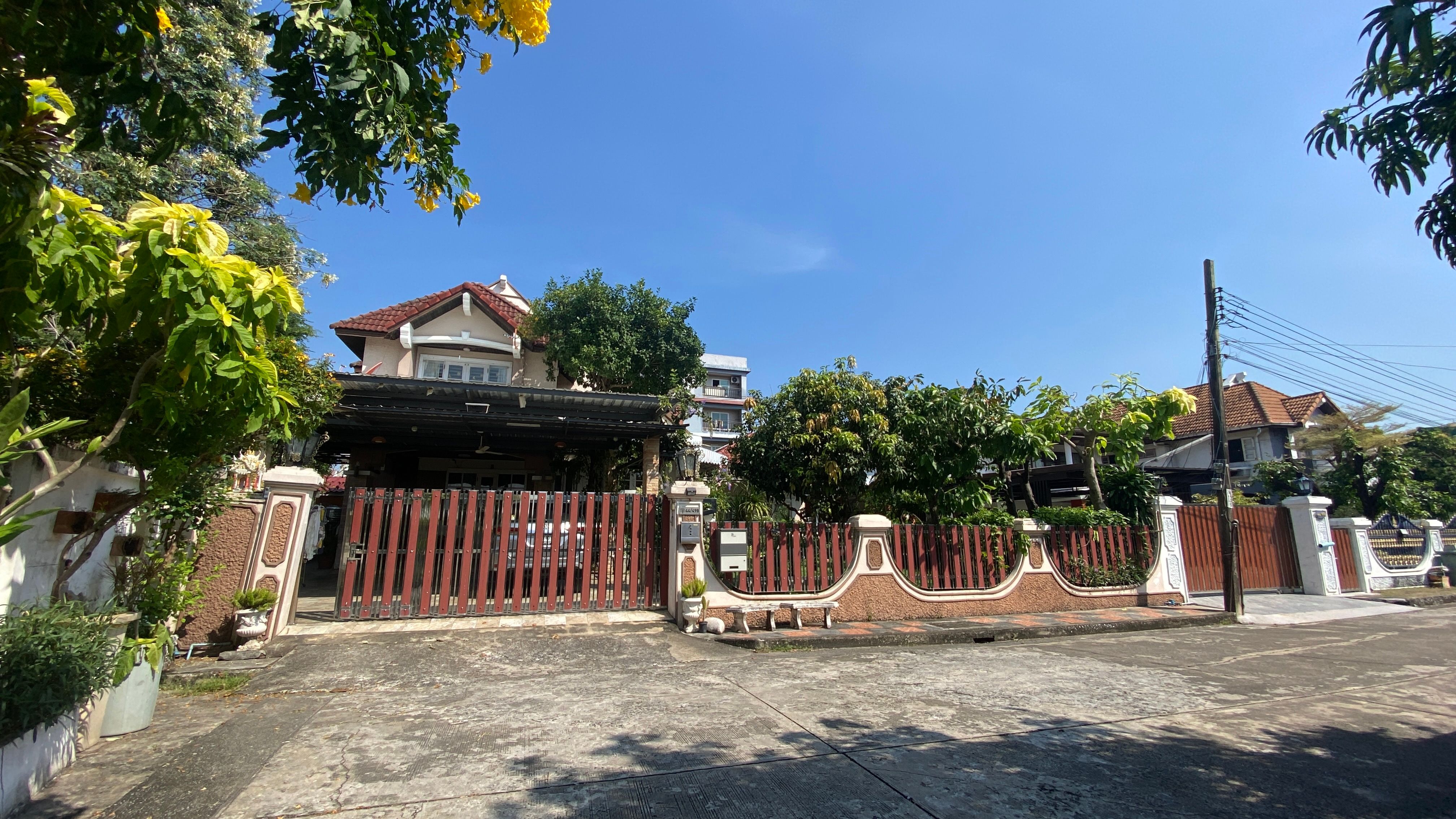 ขายบ้านกรุงเทพฯ เขตบางกะปิ บ้านเดี่ยว นพรัตน์วิล