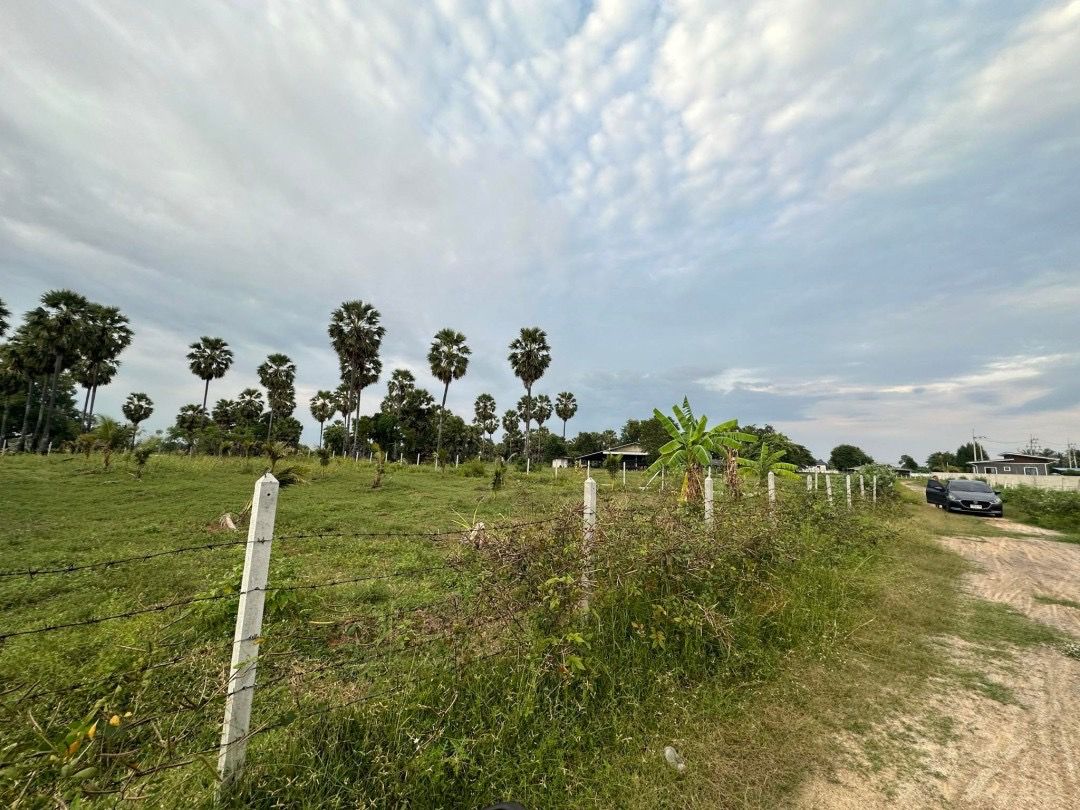 ขายที่ดินชะอำ เพชรบุรี ใกล้ทะเล วิวเขา 1 ไร่