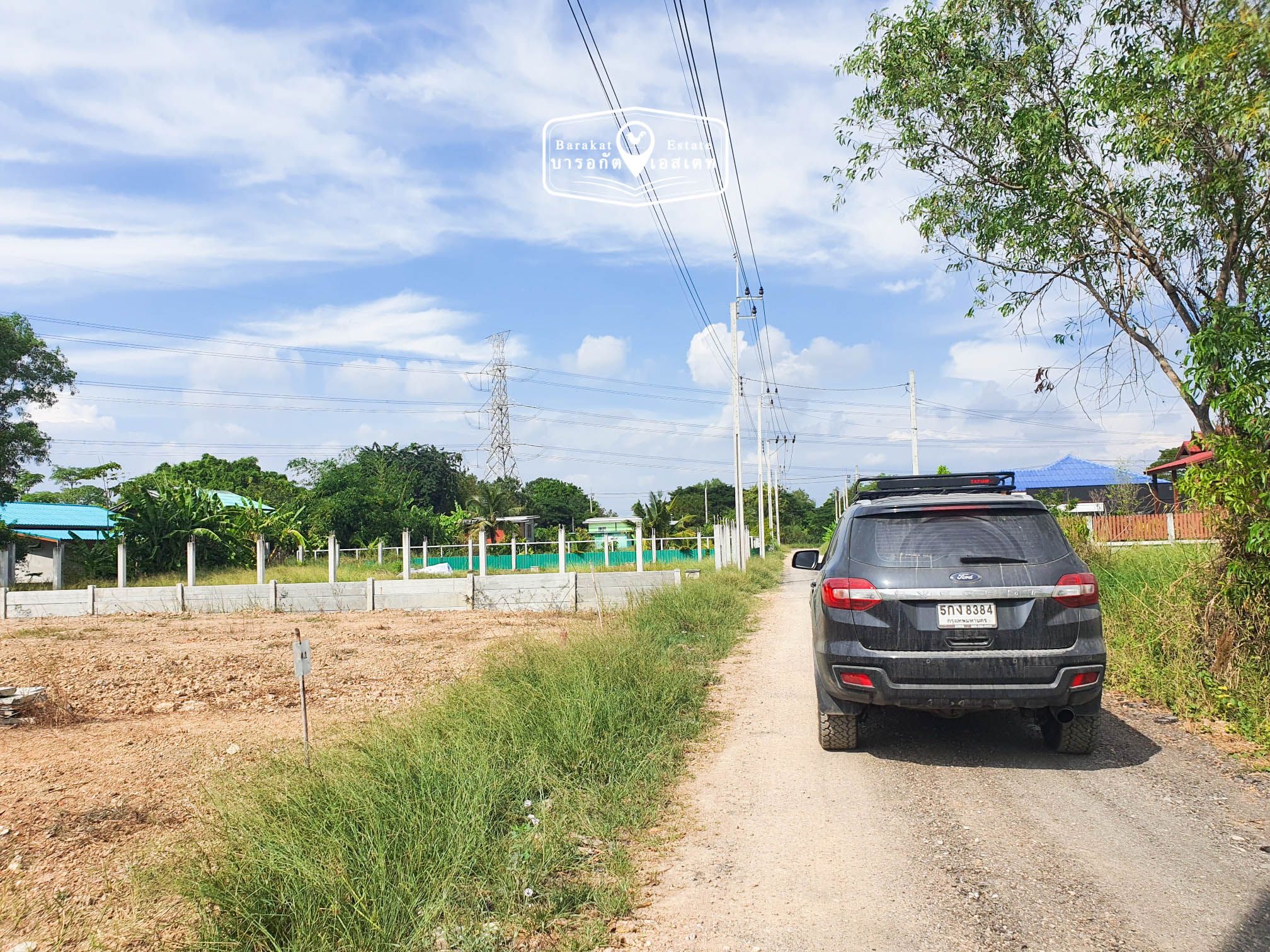 ที่สวย ถมแล้ว เนื้อที่ 200 ตร.ว.  รั้วรอบ พร้อมปลูกบ้าน เขตหนองจอก จังหวัดกรุงเทพฯ