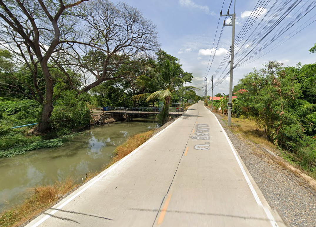 ขายที่ดินปทุมธานี อำเภอเมือง ที่ดินแปลงลึก ติดถนนสาธารณะ อยู่ในชุมชน น่าลงทุน 14-2-52.6 ไร่.